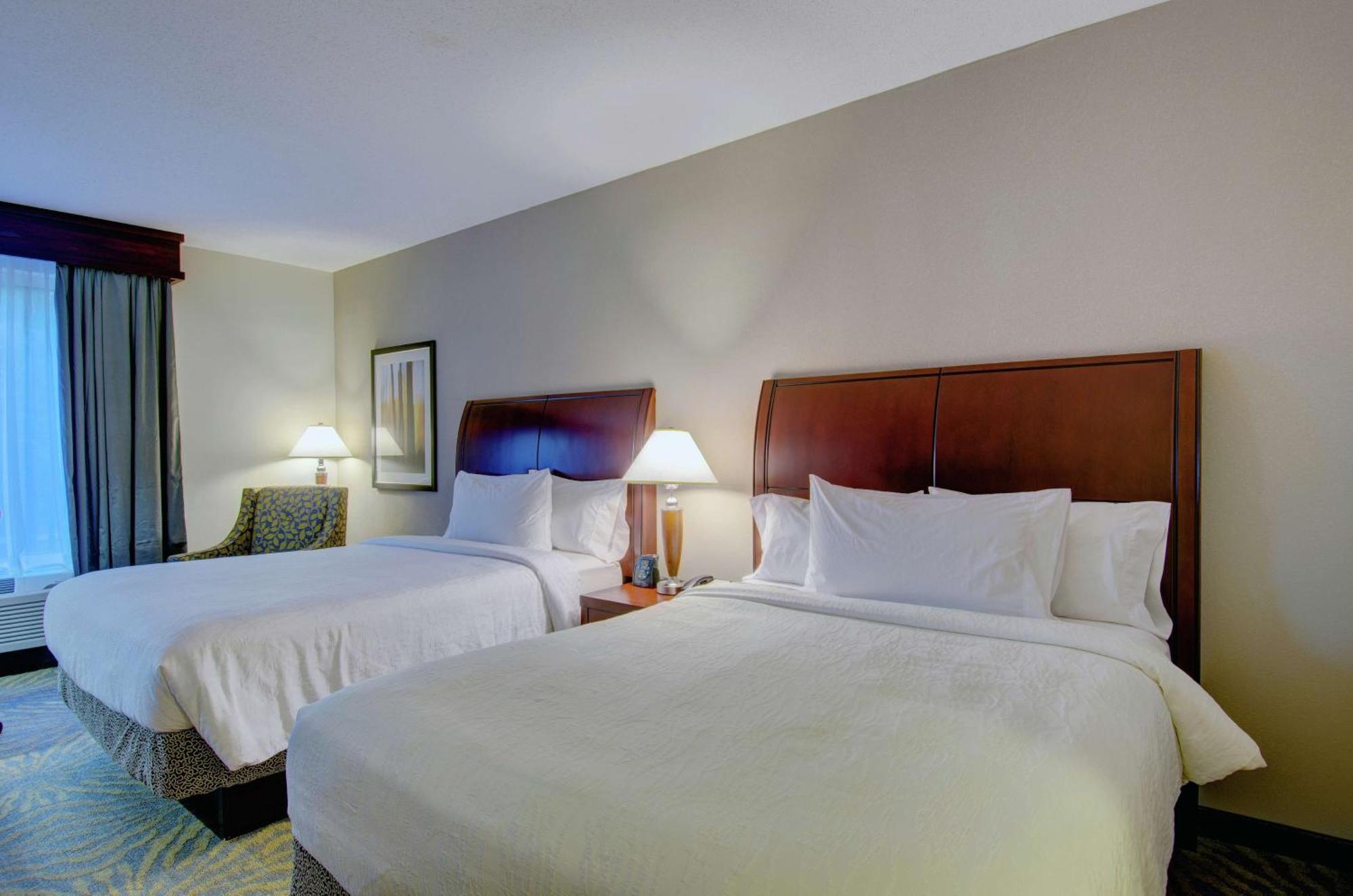 Hilton Garden Inn Norwalk Esterno foto