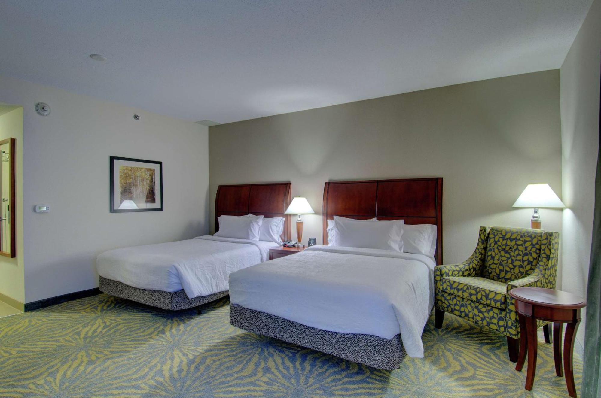Hilton Garden Inn Norwalk Esterno foto