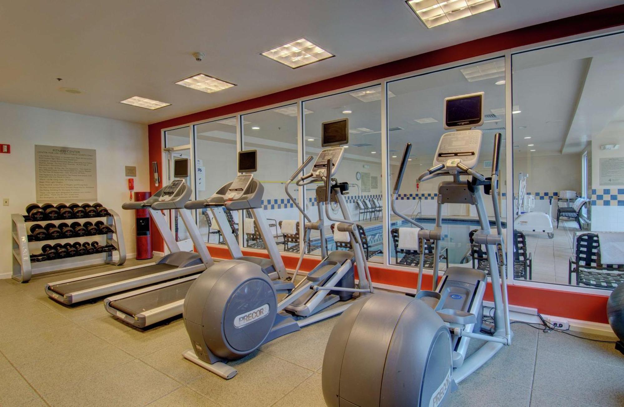 Hilton Garden Inn Norwalk Esterno foto