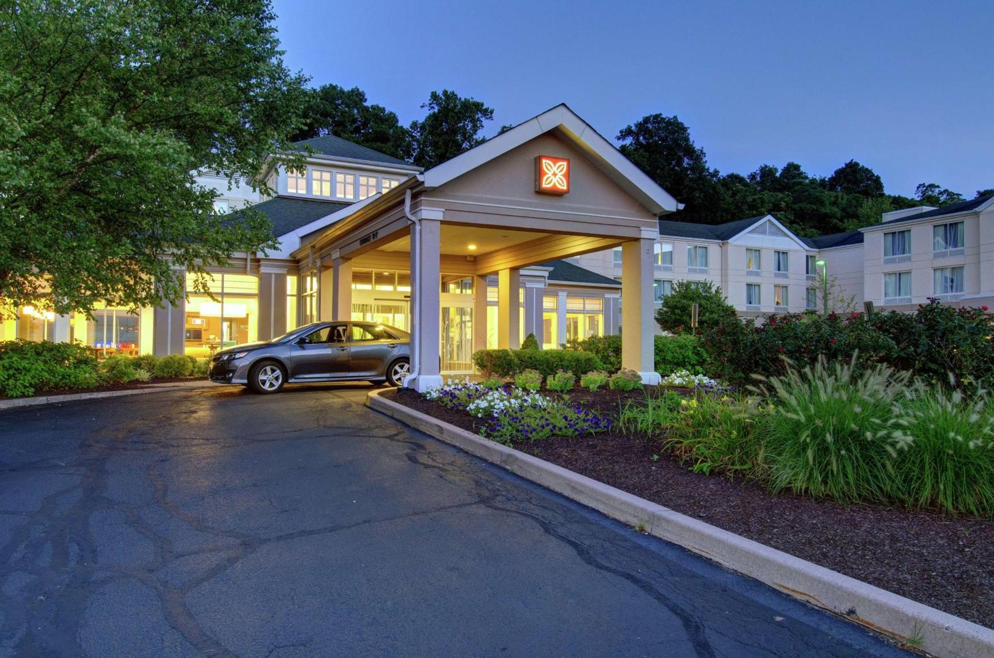 Hilton Garden Inn Norwalk Esterno foto